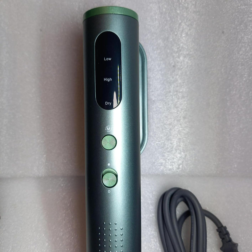 Review by Elowen